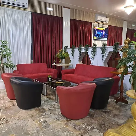 מלון Paradiso