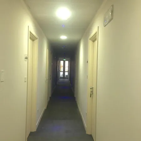 Paradiso Hotel 3*