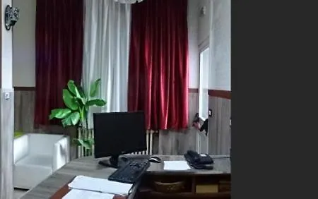 Paradiso Hotel 3*